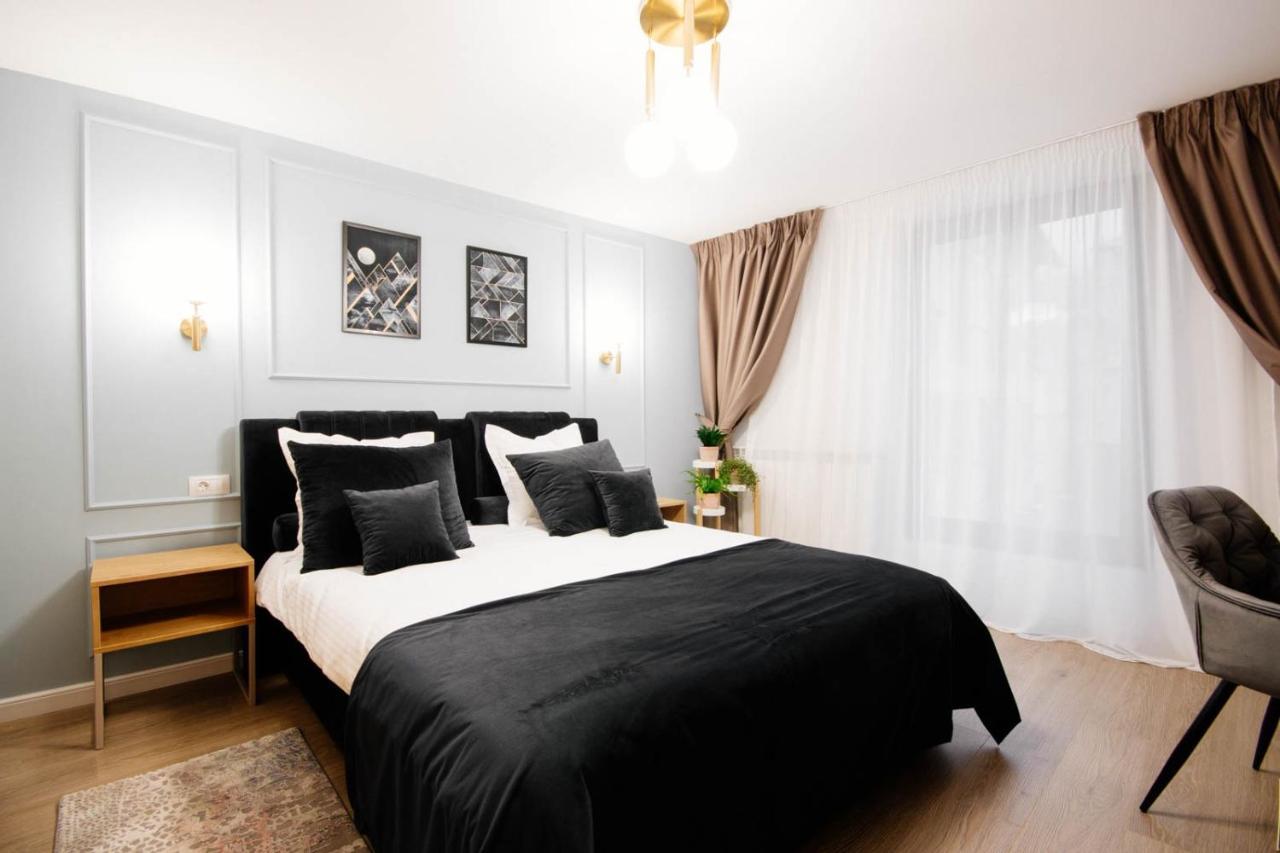 Liane Boutique Hotel Campulung Moldovenesc Bagian luar foto
